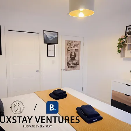 Ideal Family & Business Stay! 2 Min To Station, 10 Min To Harry Potter, 30 Min To London Euston & Free Parking! Watford  Buitenkant foto